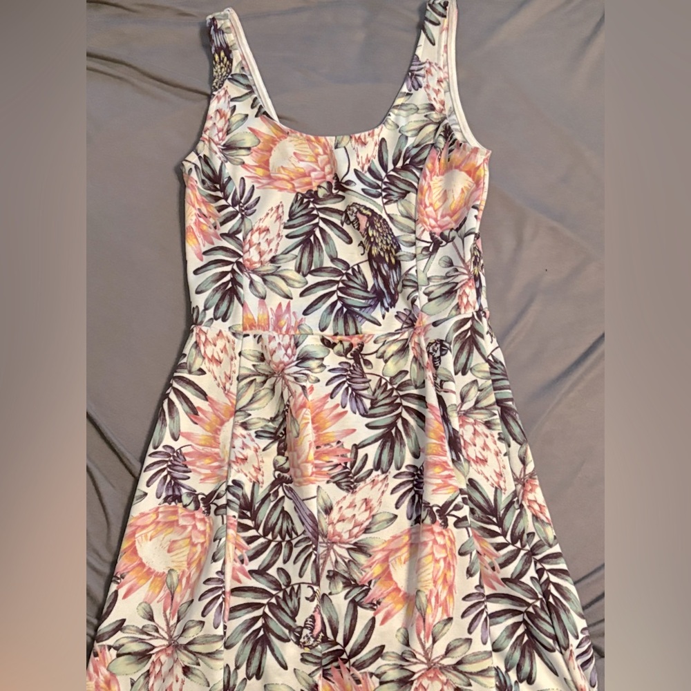 DIVIDED by H&M White Floral Tropical Dress for Summer